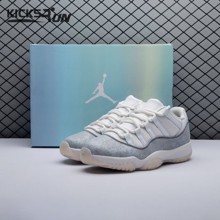 Air Jordan 11 Low "Year of the Snake" HQ7000-001 Unisex