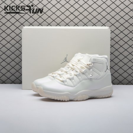 Jordan 11 Retro Pearl Unisex